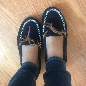 Cute navy blue Minnetonka moccasins